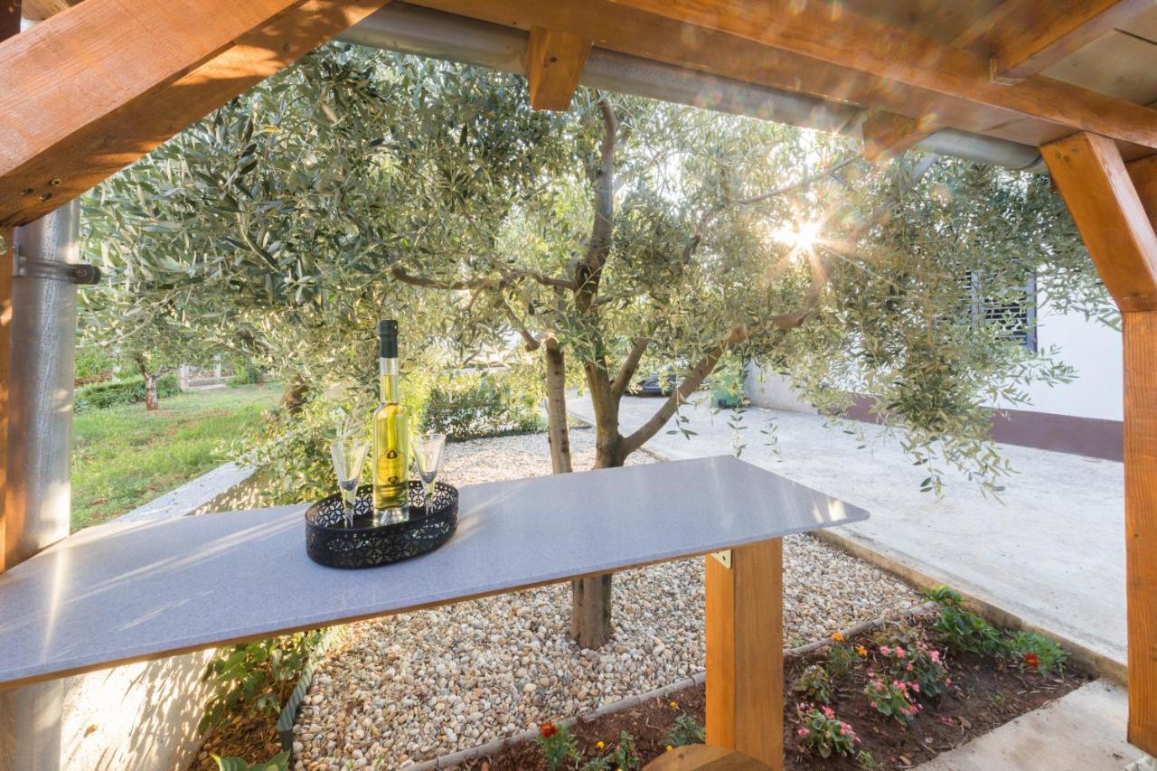 Apartment Tina Zadar Eksteriør bilde