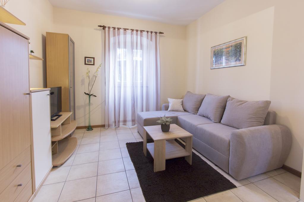 Apartment Tina Zadar Eksteriør bilde