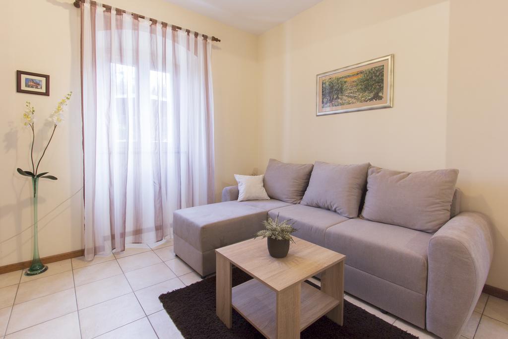 Apartment Tina Zadar Eksteriør bilde