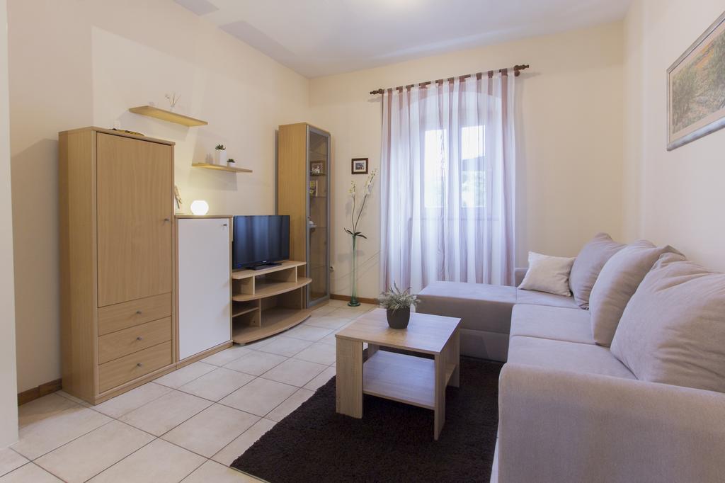 Apartment Tina Zadar Eksteriør bilde