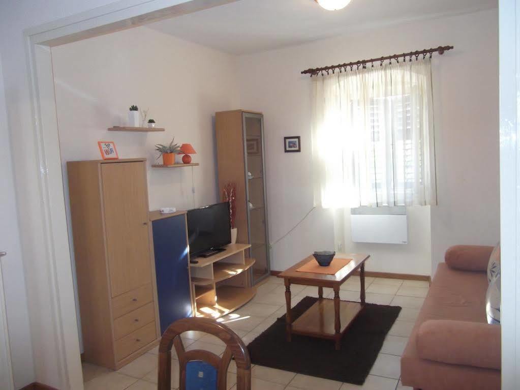 Apartment Tina Zadar Eksteriør bilde