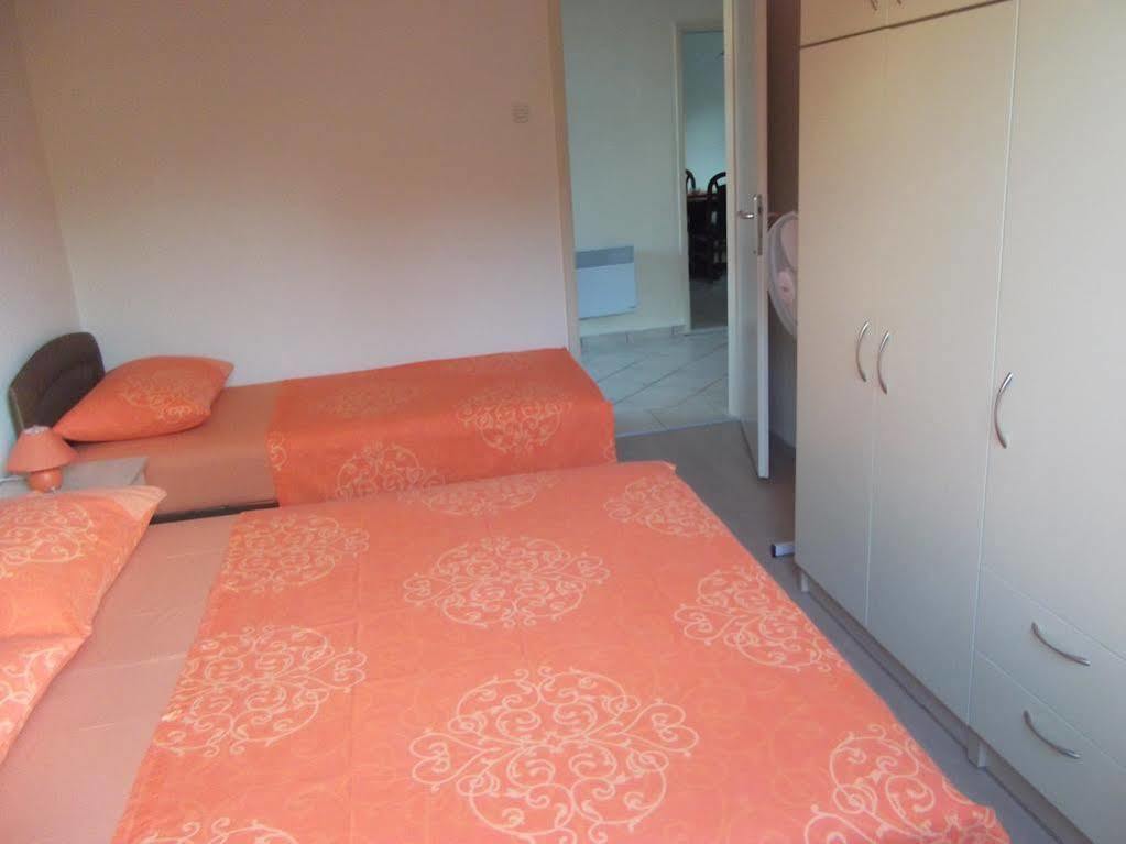 Apartment Tina Zadar Eksteriør bilde